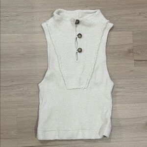Women's White Sleeveless Vest